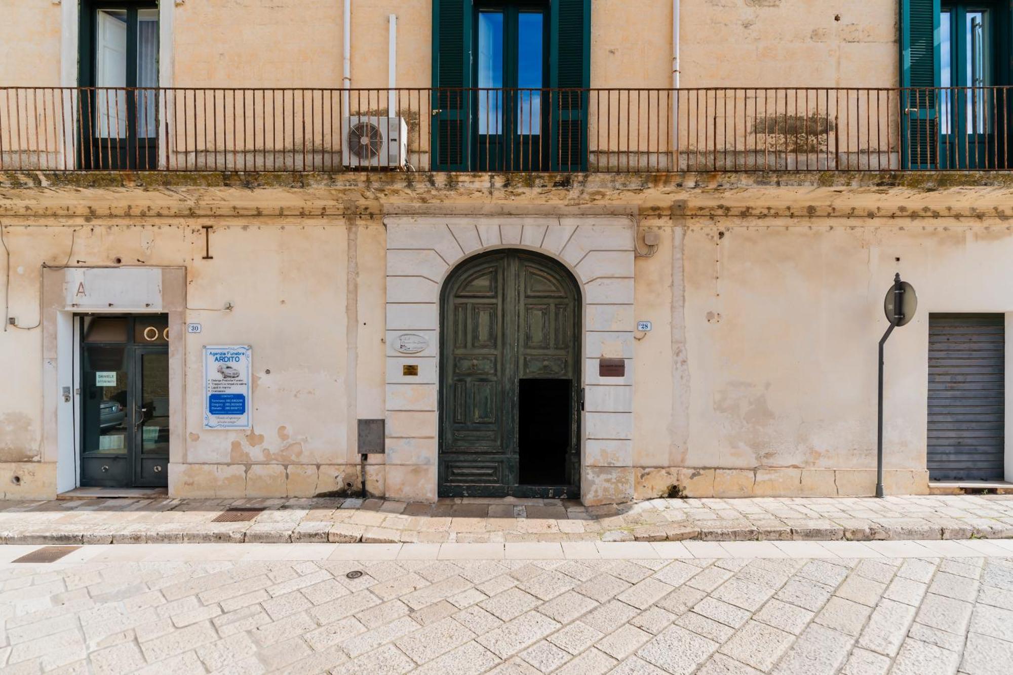 Piazzetta San Giovanni Specchia Luaran gambar